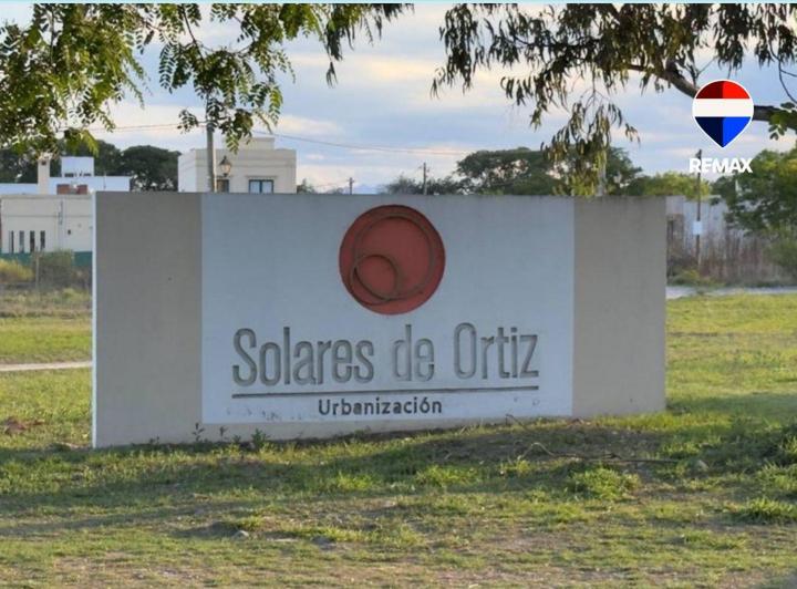 Terreno · 715m²