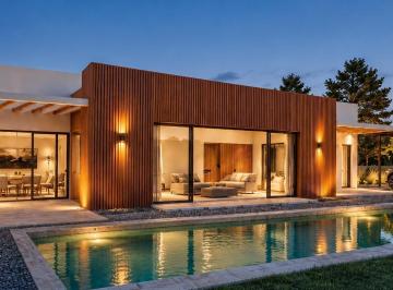 Casa · 49m² · 3 Ambientes · 1 Cochera · Venta de Casa de 2 Dorm. en Construcción en San Andrés, Colonia del Sacramento
