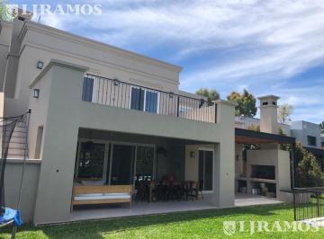 Casa · 220m² · 4 Ambientes · Excelente Casa - Aquiler Temporal - Barrio Cerrado La Damasia - Enero 2027
