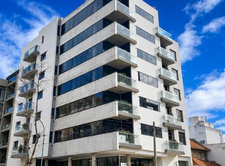Departamento · 60m² · 2 Ambientes · 1 Cochera