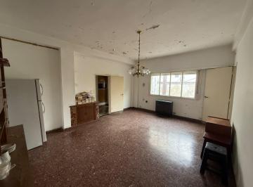 PH · 104m² · 5 Ambientes · PH en Venta - en Mataderos Ideal 2 Familias
