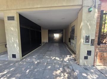 Garage · 12m² · 1 Cochera · Cochera Descubierta