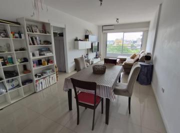 Departamento · 75m² · 3 Ambientes · 1 Cochera · Departamento en San Cristobal