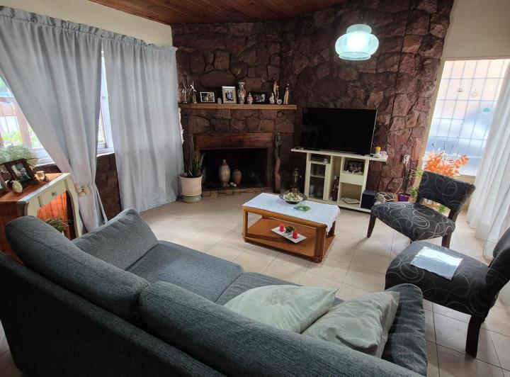 Casa · 139m² · 3 Dormitorios · 1 Cochera