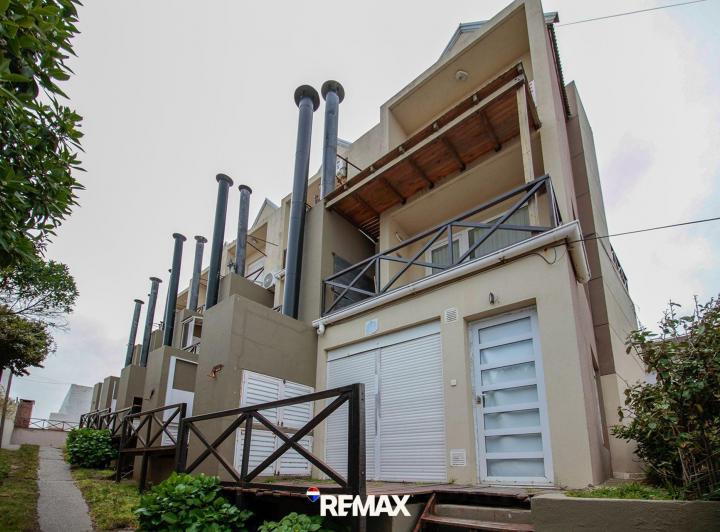 Departamento · 76m² · 3 Ambientes · 1 Cochera