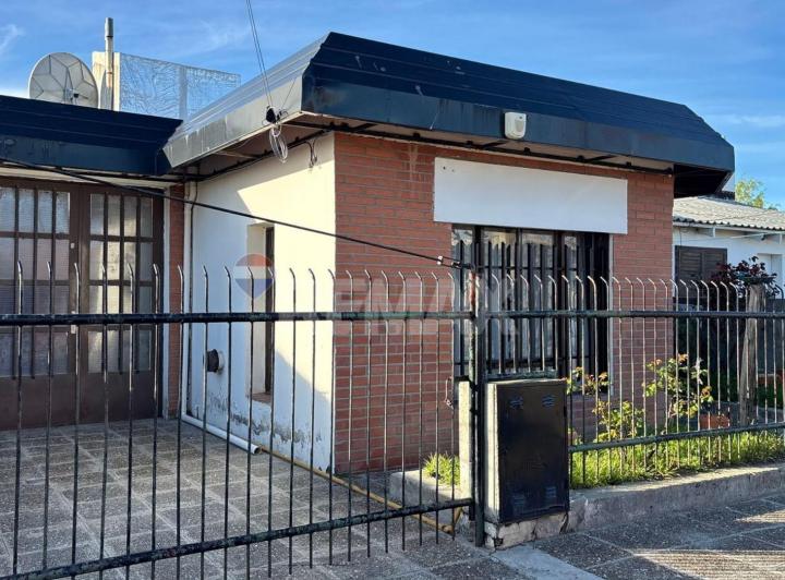 Casa · 169m² · 4 Ambientes · 1 Cochera