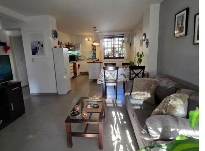 Departamento · 74m² · 5 Ambientes · 1 Cochera