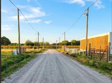 Casa de 3 ambientes, La Plata · Casa 3 Ambientes en Venta [abasto – Pileta – Barrio Cerrado]
