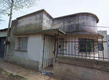 Casa · 60m² · 4 Ambientes · Casa en Venta La Plata a Refaccionar