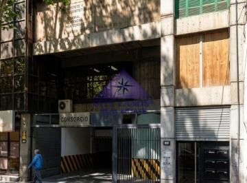 Garage · 13m² · 1 Cochera · Cochera Amplia en Venta en La Ciudad de Mendoza