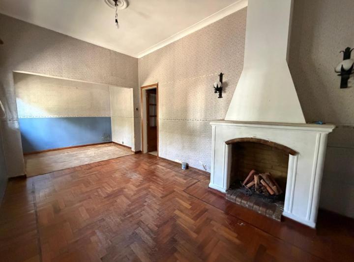Casa · 218m² · 4 Ambientes · 2 Cocheras