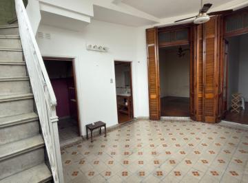 Departamento de 4 ambientes, Constitución · 1er Piso X Escalera con Terraza, Parrilla, en Buen Estado! Listo Para Ingresar