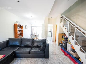 Departamento · 110m² · 3 Ambientes · 1 Cochera · Duplex en Melchor Romero