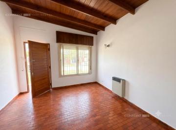 Casa · 85m² · 3 Ambientes · PH en Venta 2 Dorm. Tolosa