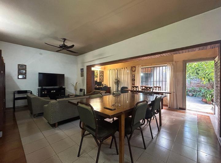 Casa · 173m² · 4 Ambientes · 1 Cochera