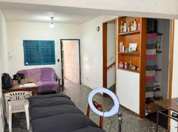 Casa · 60m² · 3 Ambientes · 1 Cochera · Casa Duplex en Venta en Villa Elvira