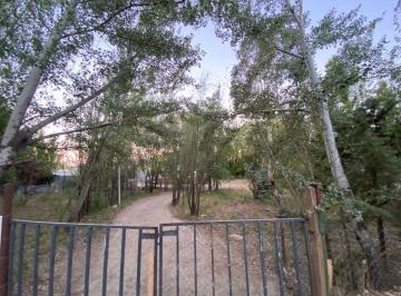 Casa · 50m² · 2 Ambientes · Cabaña en Bellavista Sur con Amplio Terreno.