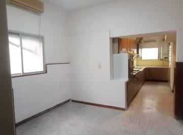 PH · 90m² · 5 Ambientes · 1 Cochera · Venta PH en Olivos 5 Ambientes en Olivos Vicente Lopéz