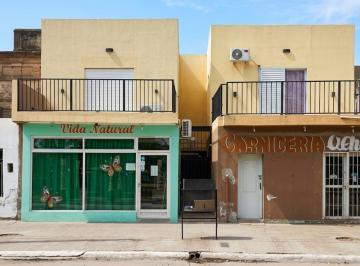 Local comercial · 36m² · Venta de Local Centrico en Beltran, 27 de Abril