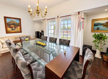 PH · 122m² · 3 Ambientes · 1 Cochera · Venta PH 3 Amb con Patio y Cochera | Quilmes