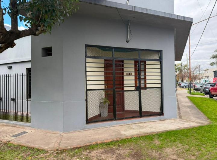 Casa · 181m² · 4 Ambientes · 1 Cochera