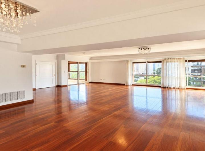 Departamento · 200m² · 6 Ambientes · 2 Cocheras