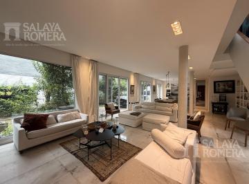 Casa · 280m² · 5 Ambientes · Casa en Acassuso San Isidro