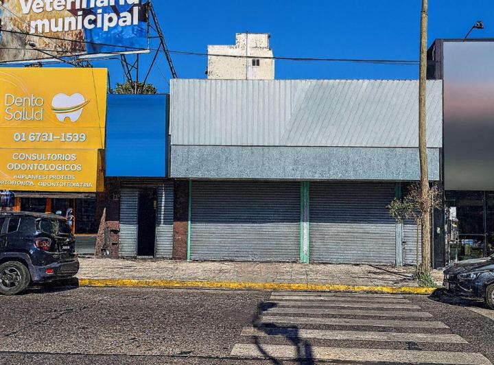 Local comercial · 130m²