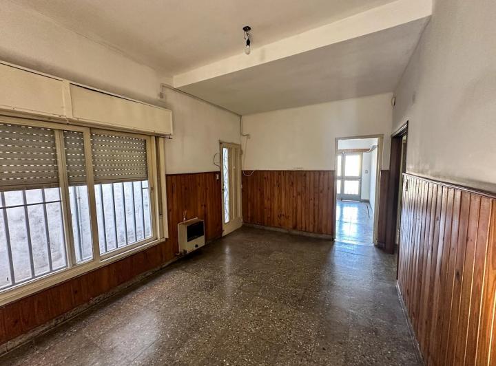 Casa · 126m² · 5 Ambientes · 1 Cochera