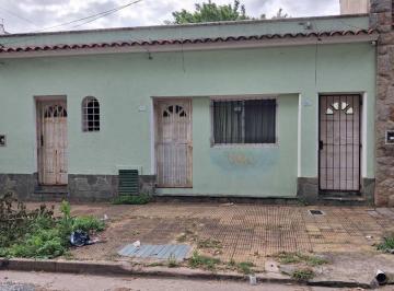 Casa · 115m² · 4 Ambientes · Venta Casa 4 Amb San Martin