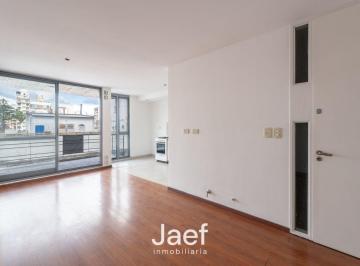 Departamento de 3 ambientes, Rosario · Departamento 2 Dorm. Al Frente con Balcón y Vista Despejada en Martin en Venta