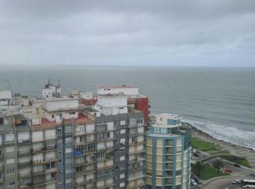 Departamento de 4 ambientes, Mar del Plata · 4 Ambientes con Dependencias Cochera y Vista Al Mar