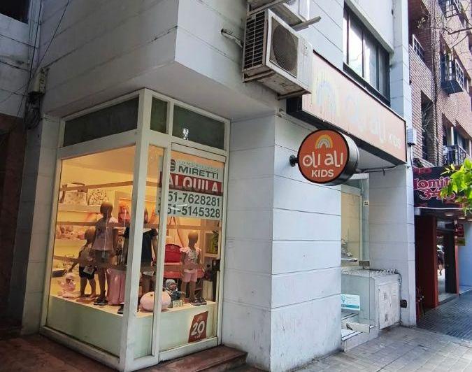 Local comercial · 213m² · 11 Ambientes