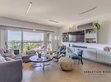 Departamento · 220m² · 6 Ambientes · 3 Cocheras · Departamento en Venta Alquiler La Plata 3 Dorm. Categoria Terraza Parrilla 3 Cocheras Baulera