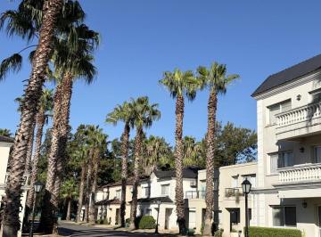 Casa · 70m² · 3 Ambientes · Apto Credito - Dúplex con 2 Dorm. y Jardín