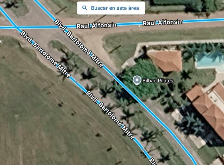 Local comercial · 560m² · 1 Ambiente · 4 Cocheras