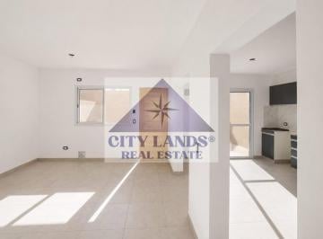 Departamento · 70m² · 3 Ambientes · 1 Cochera · Duplex de Dos Dorm. con Cochera a Estrenar en Guaymallen