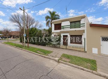 Casa · 250m² · 4 Ambientes · 2 Cocheras · Casa en San Antonio de Padua