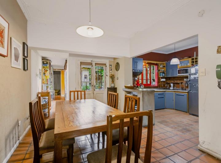 Casa · 145m² · 4 Ambientes · 1 Cochera