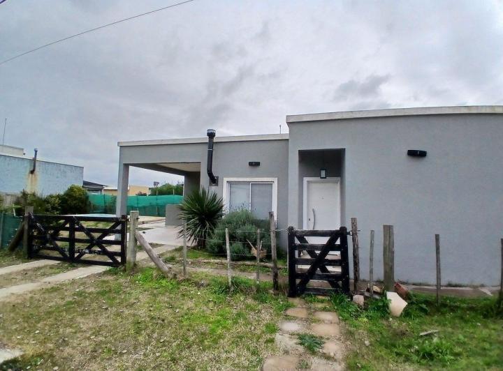 Casa · 77m² · 3 Ambientes · 2 Cocheras