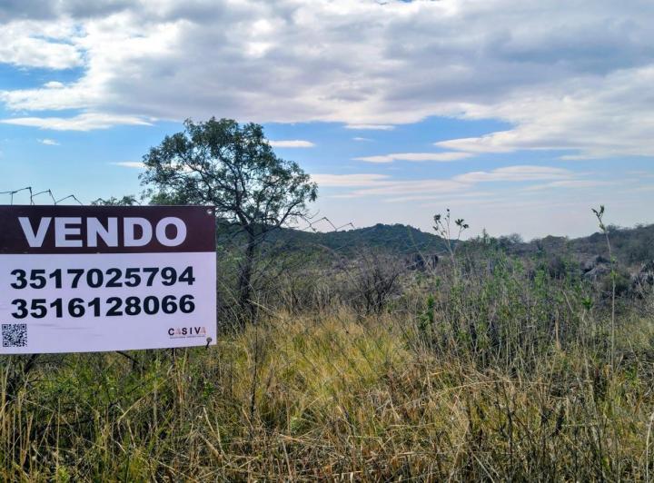 Terreno · 2437m²