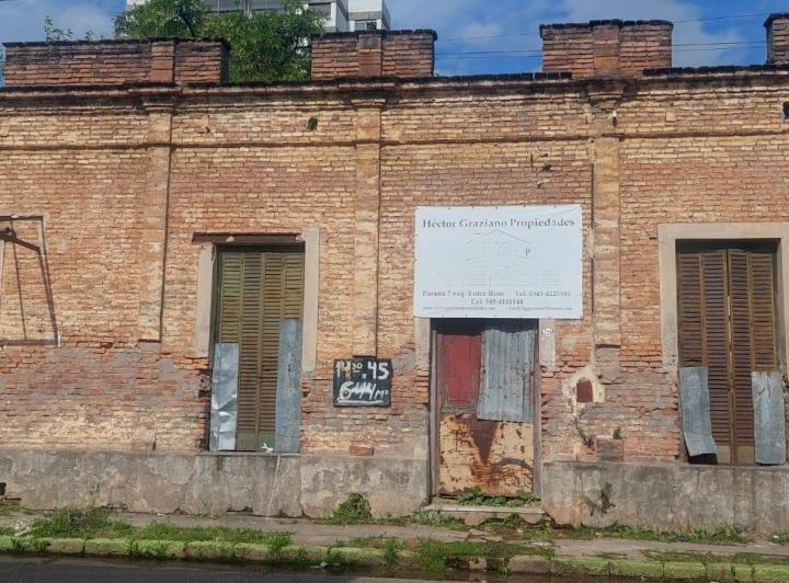 Terreno · 644m²