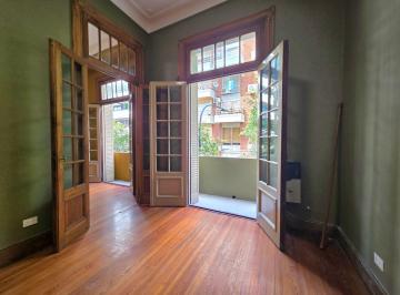 Departamento · 145m² · 4 Ambientes · Semipiso Clásico y con Gran Amplitud en Balvanera