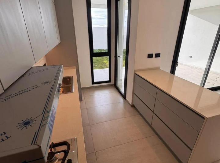 Casa · 153m² · 7 Ambientes · 1 Cochera