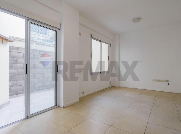 Departamento · 50m² · 2 Ambientes · 1 Cochera