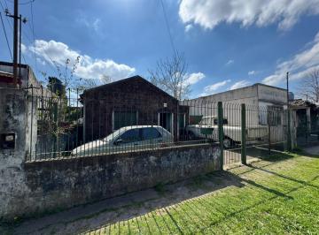 Terreno · 350m² · Terreno en Venta con Deposito a Demoler Quilmes Oeste Financiado