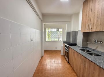 Departamento · 60m² · 3 Ambientes · Departamento 3 Ambientes con Balcon Velez Sarfield/parque Avellaneda