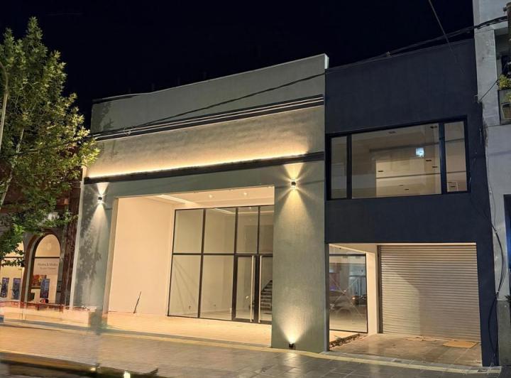 Local comercial · 532m²