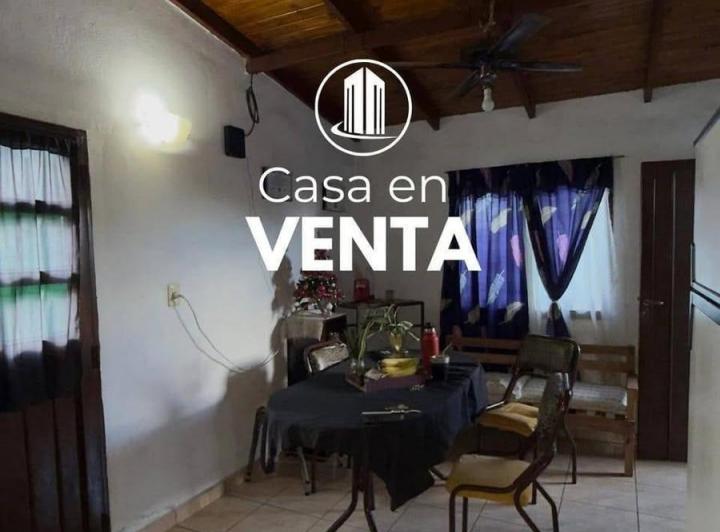 Casa · 250m² · 3 Ambientes · 2 Cocheras