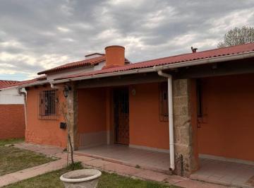 Casa de 3 ambientes, Villa Carlos Paz · Venta Casa 4 Dorm. Cerca del Centro Villa Carlos Paz